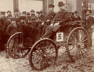 first car race in america